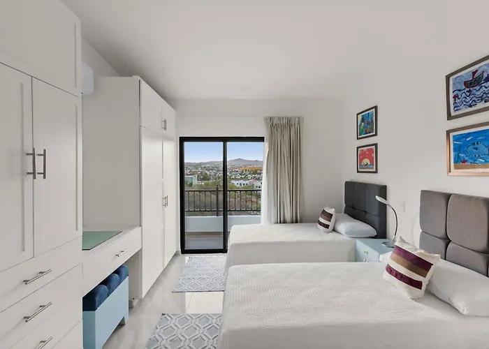 Hotel Collection O Morgan Center, Cabos Cabo San Lucas