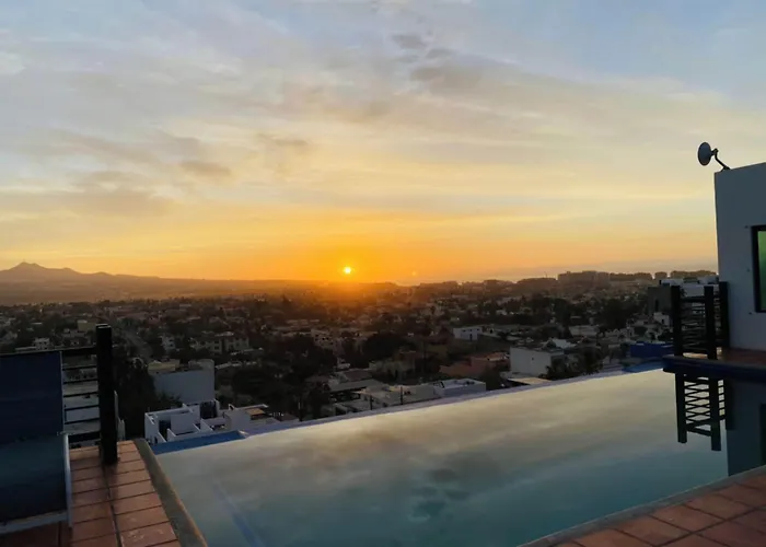 Hotel Collection O Morgan Center, Cabos 5*